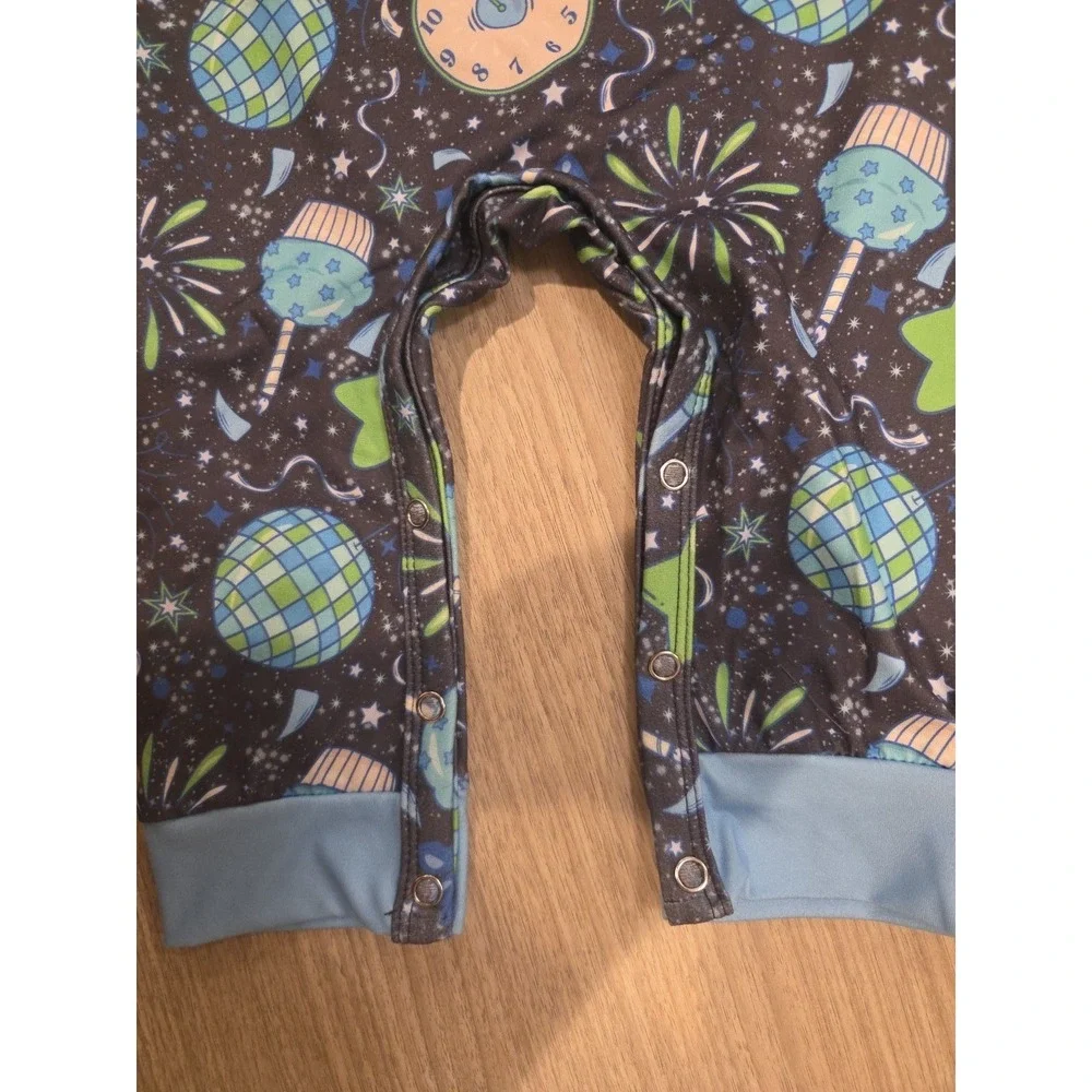Pete & Lucy Ball Drop Boys Romper Size 0-3m